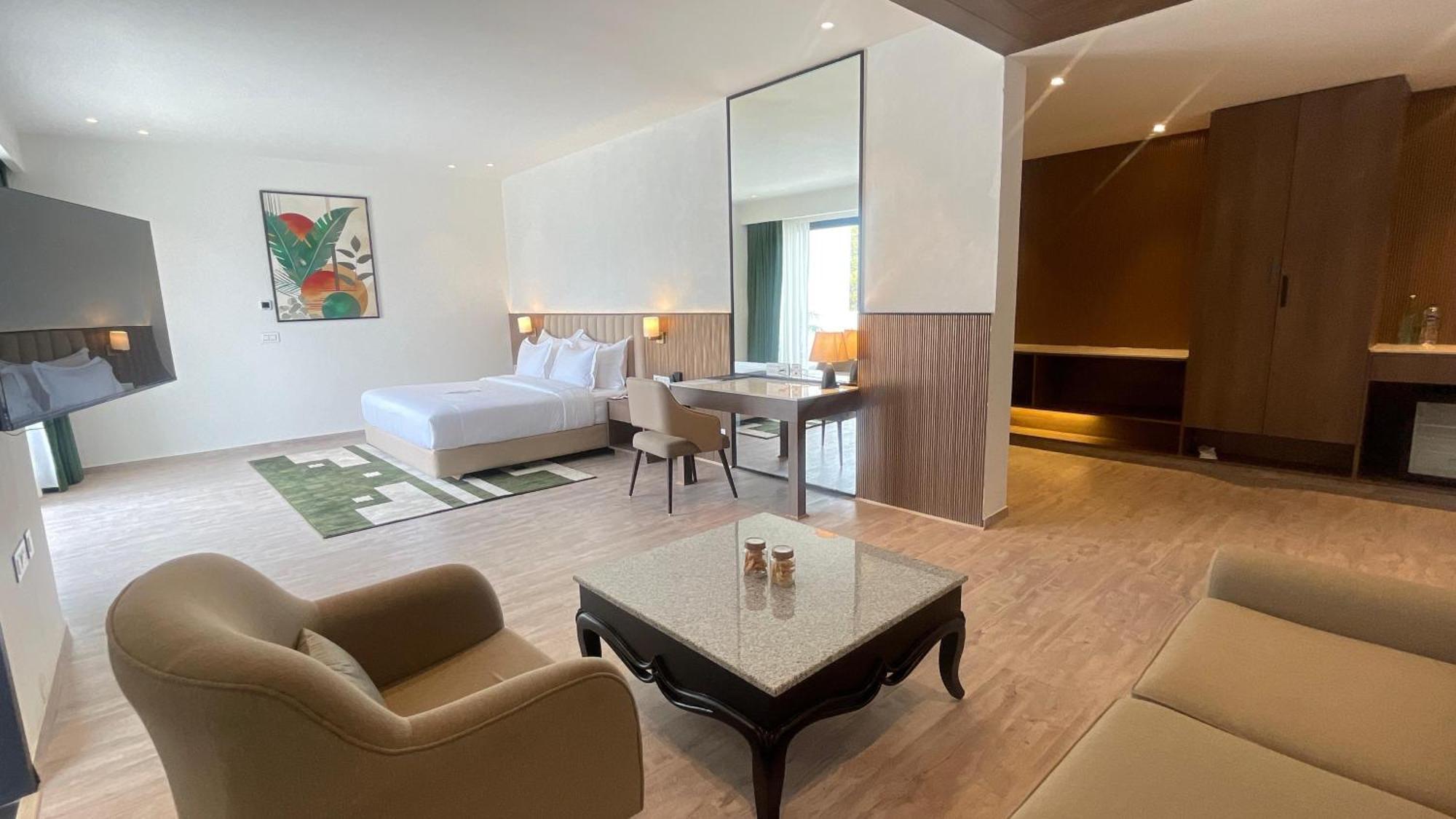 Velmore Kasauli Operated By Royal Orchid Hotel Ltd. Eksteriør bilde