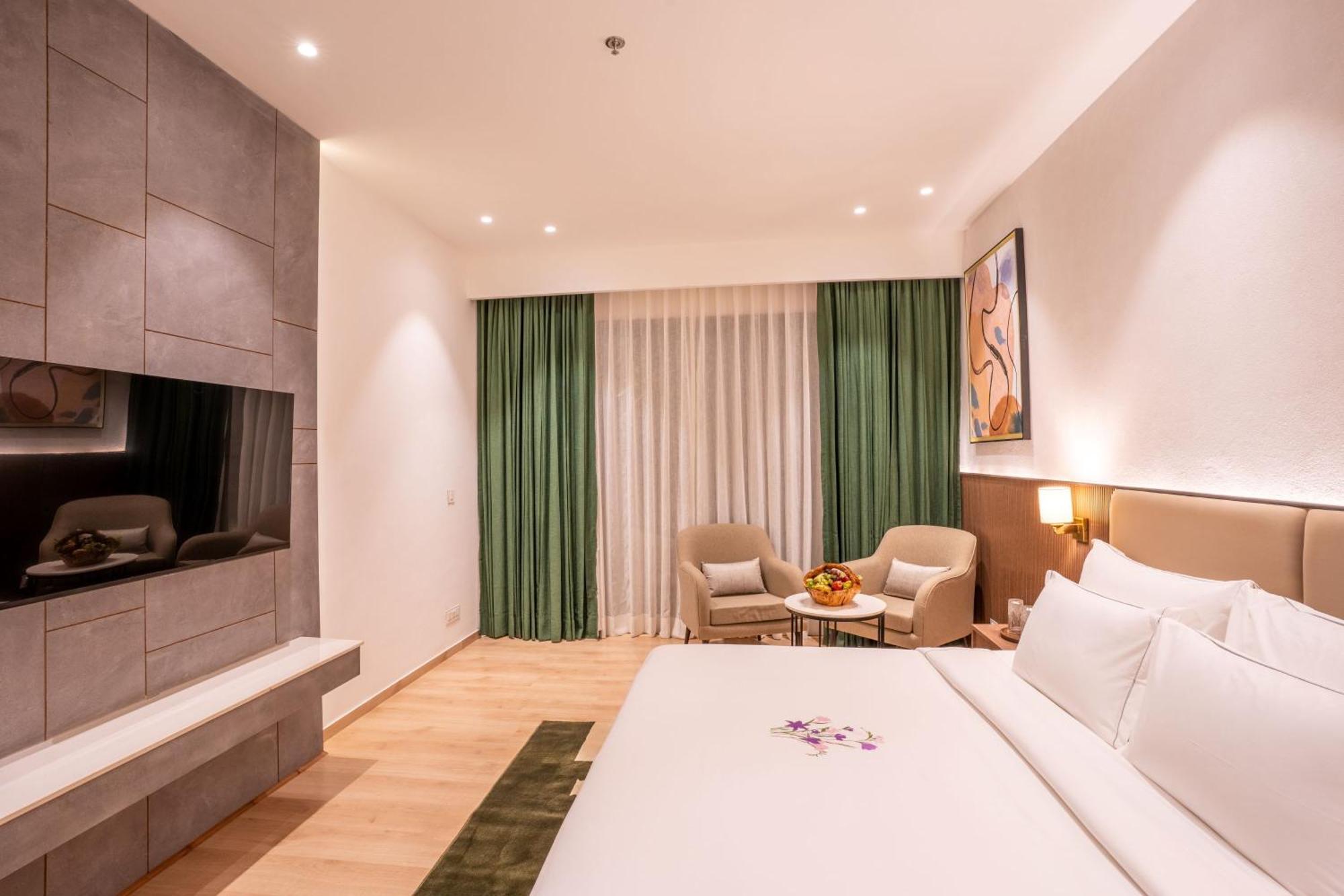 Velmore Kasauli Operated By Royal Orchid Hotel Ltd. Eksteriør bilde